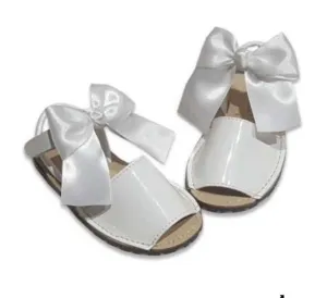 7501 White Avarcas Sandals NO BOW