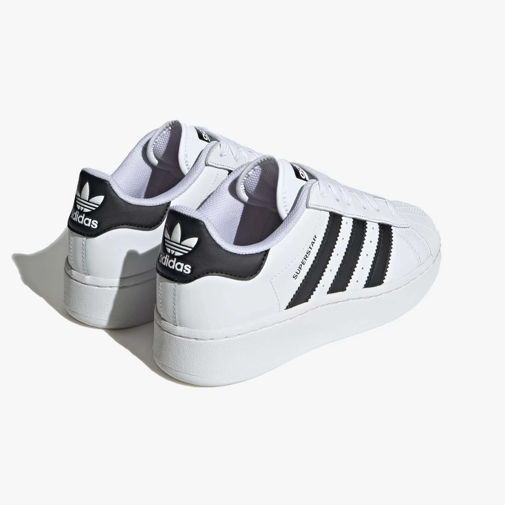 Adidas Originals | SUPERSTAR XLG  { CLOUD WHITE/CORE BLACK/CLOUD WHITE