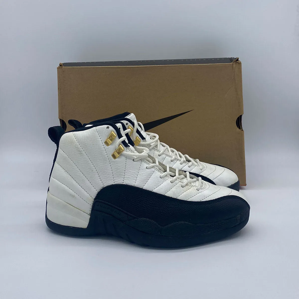 Air Jordan 12 XII OG Taxi 1996 Release size 9.5 VNDS (Pre-Owned)