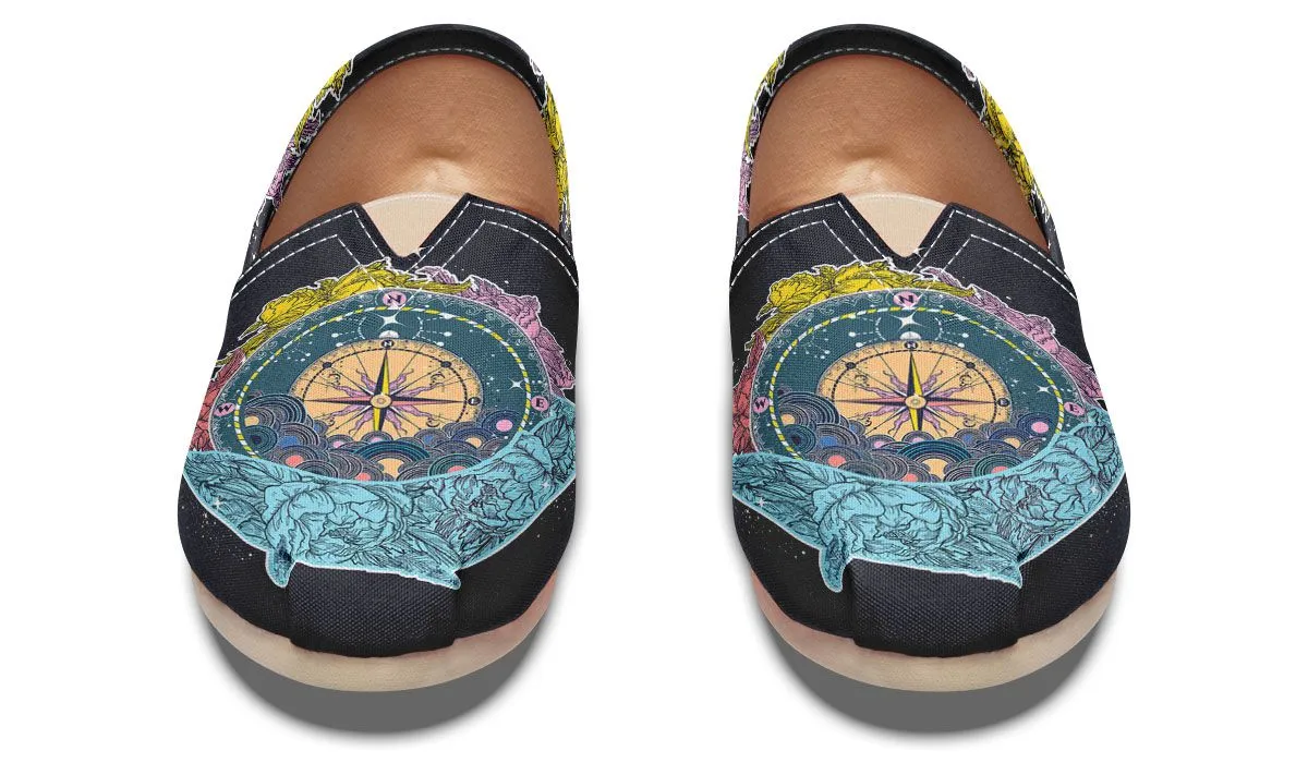 Artsy Compass Casual Shoes