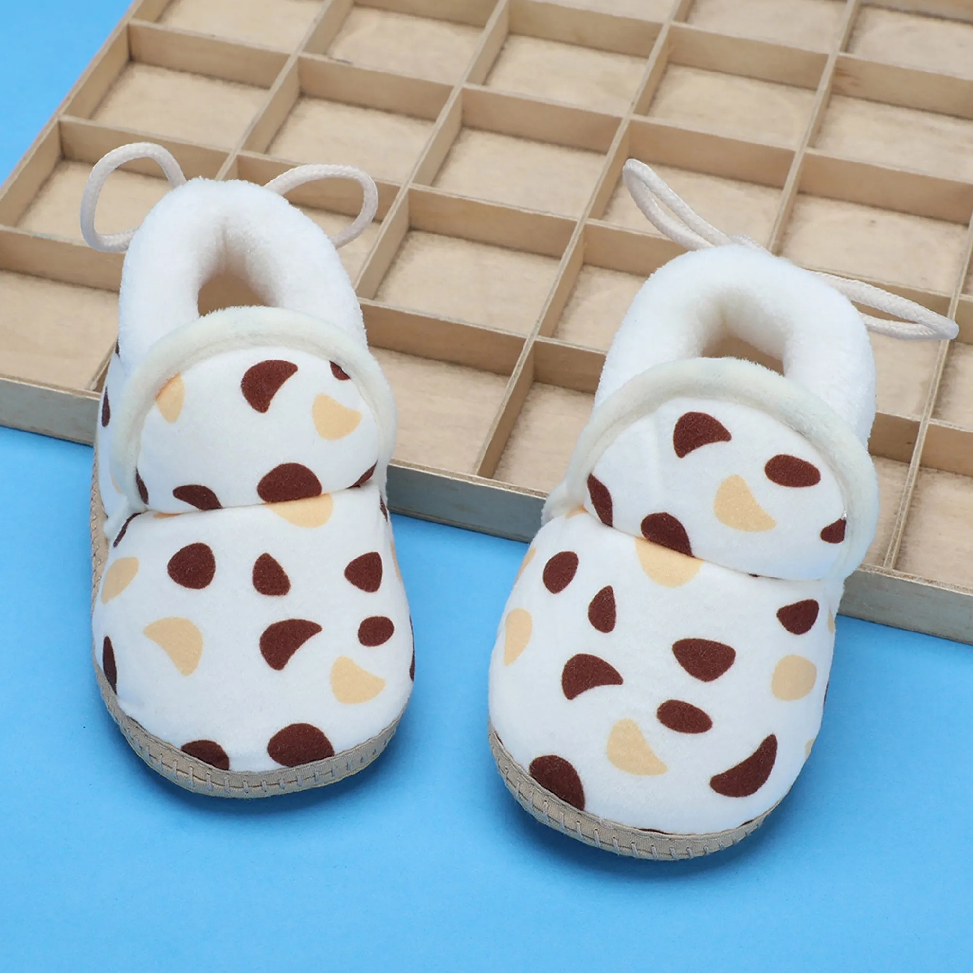 Baby Moo Abstract Spots Soft Slip-On Anti-Skid Plush Warm Booties - Beige