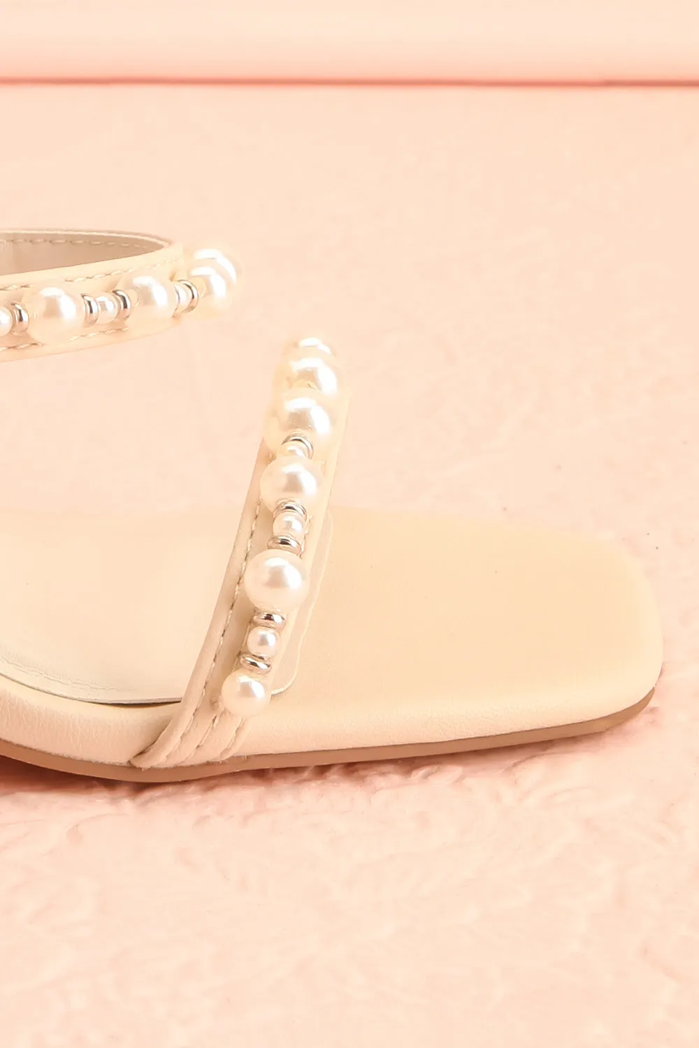 Blondie | Beige Heeled Sandals w/ Pearls