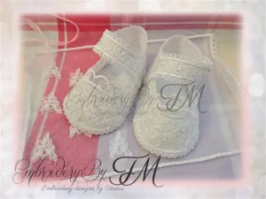 Booties for baby   bag - combinations of fabric, organza and lace/ No.45