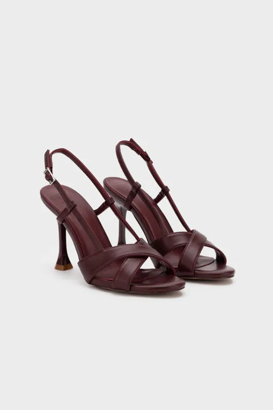 CRISS CROSS HEELED SANDAL