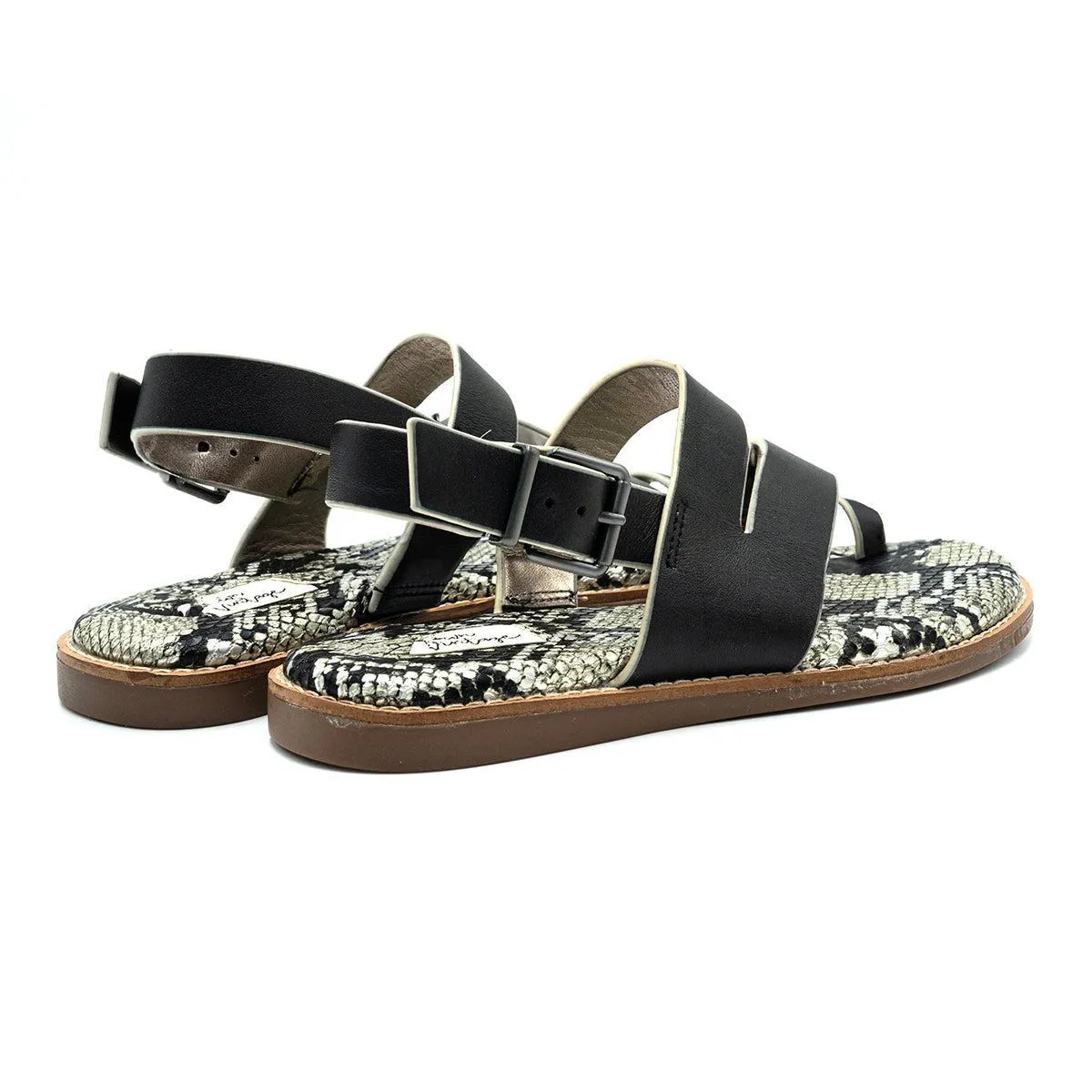 Crown Vintage Aaliya Flat Sandals Leather Black Colour For Women