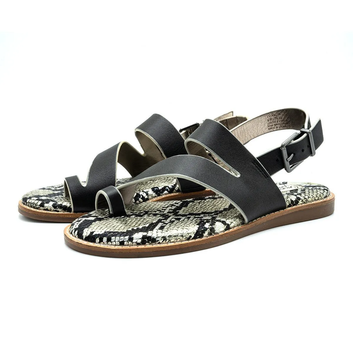 Crown Vintage Aaliya Flat Sandals Leather Black Colour For Women