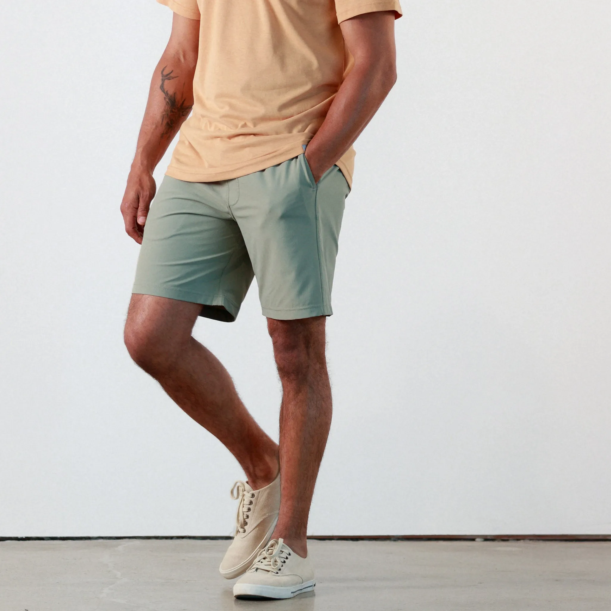 Everyday Short in Dusty Olive