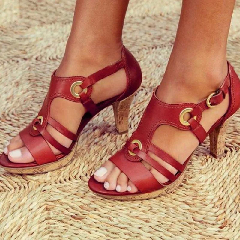 Fashionable Peep Toe Heeled Sandals