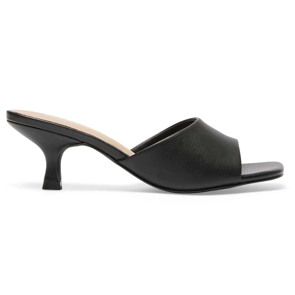 Ibiza Heel in Black Smooth