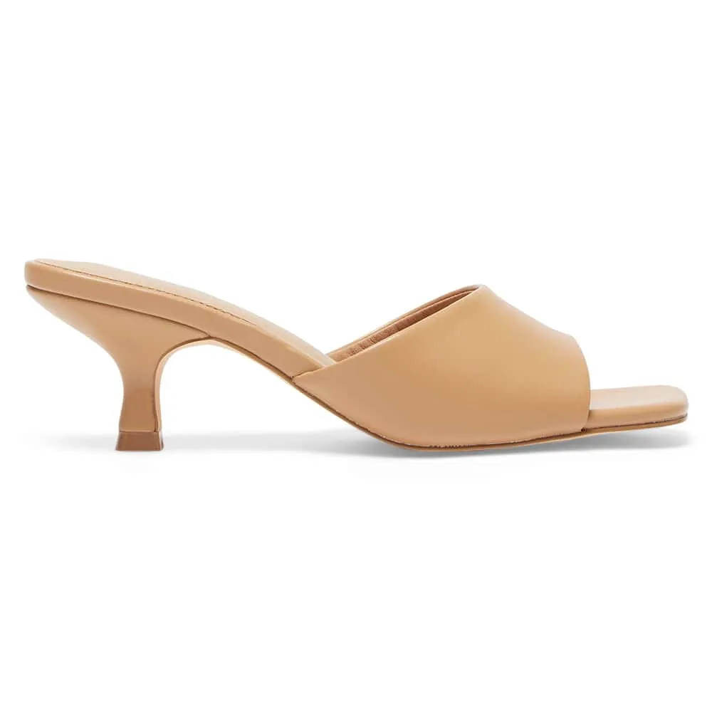 Ibiza Heel in Camel Smooth