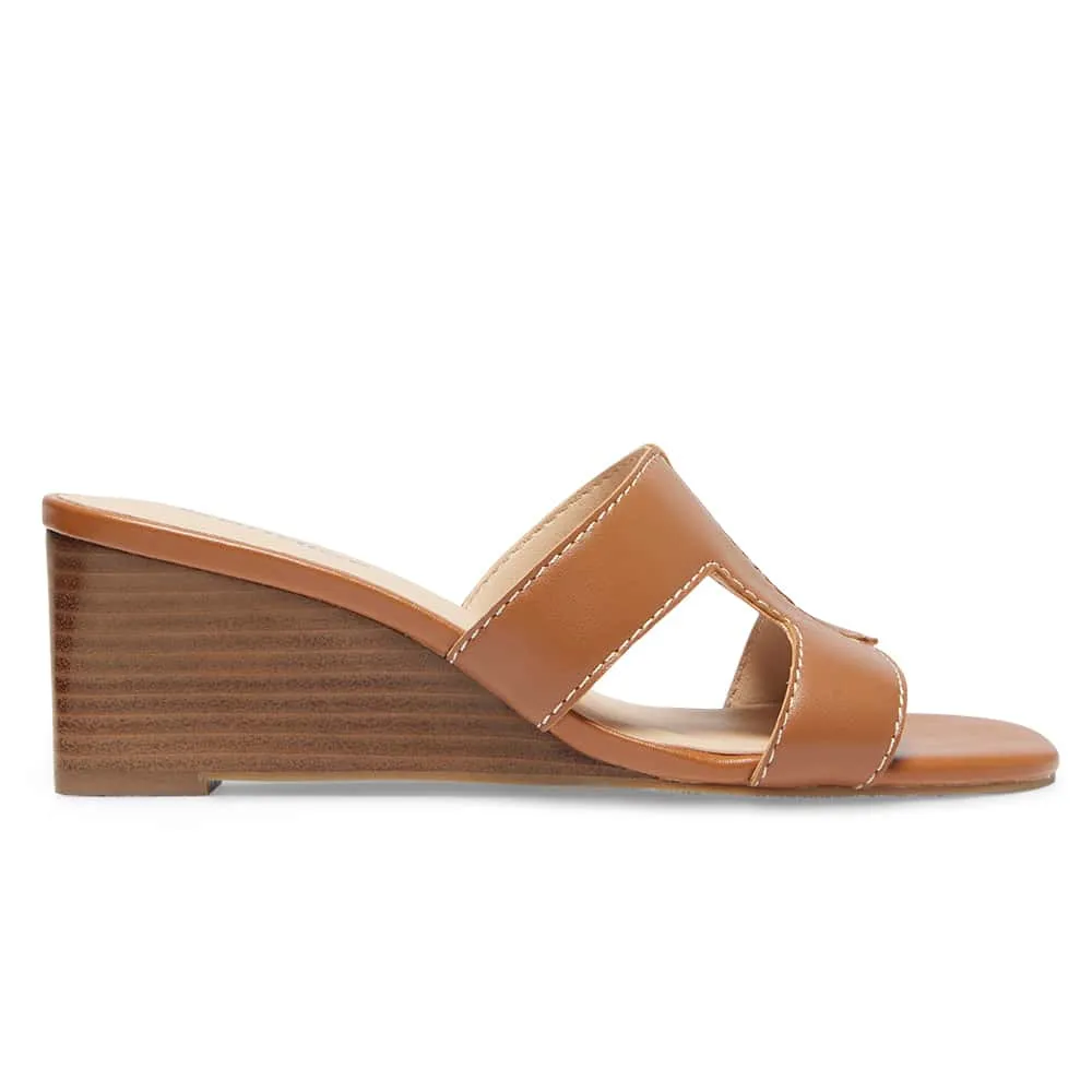 Jemima Wedge in Tan Leather