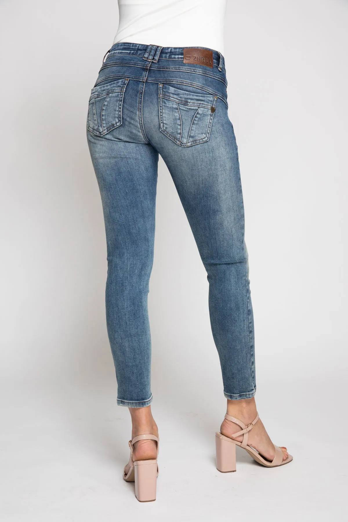 Kella JEANS- Zhrill