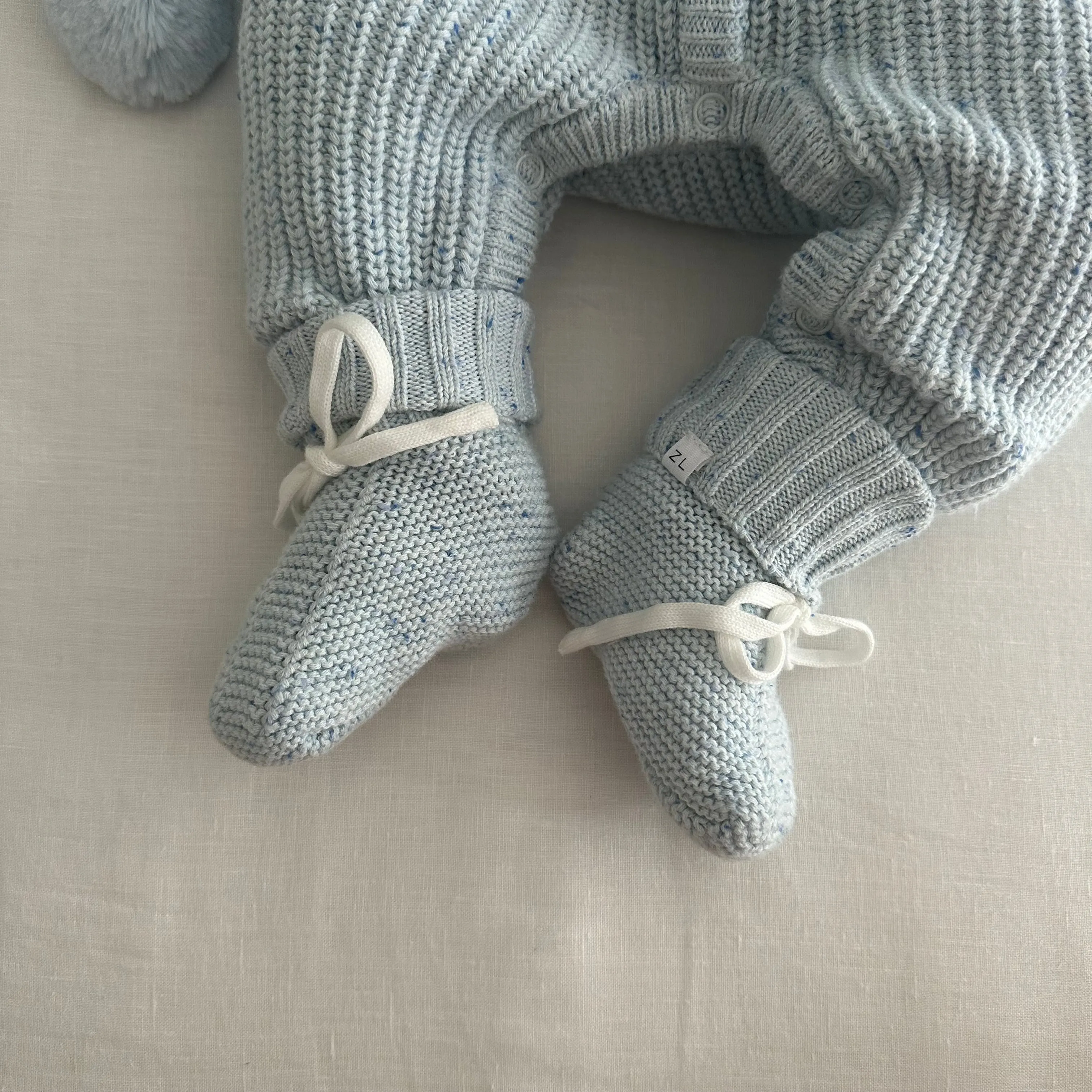 KNIT BOOTIES | Strickschuhe "Aero Fleck"