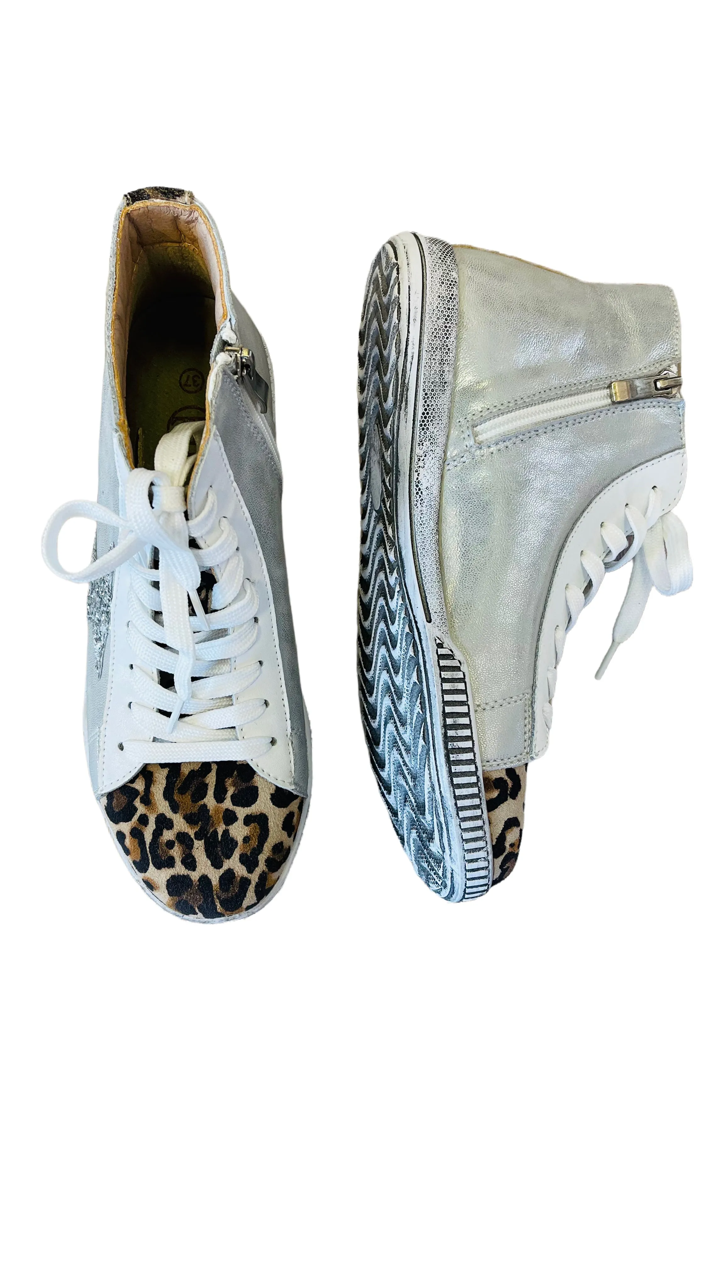 LEOPARD TOE SILVER GLITTER STAR HIGH TOP SNEAKER