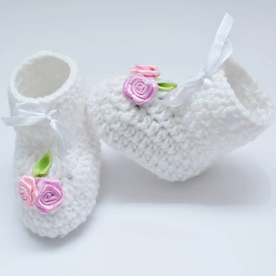 Long Lasting White Woven Design Wool Kid's Booties