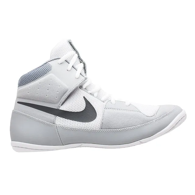 NIKE FURY WRESTLING SHOES BOXING BOOTS US 8.5 Grey White