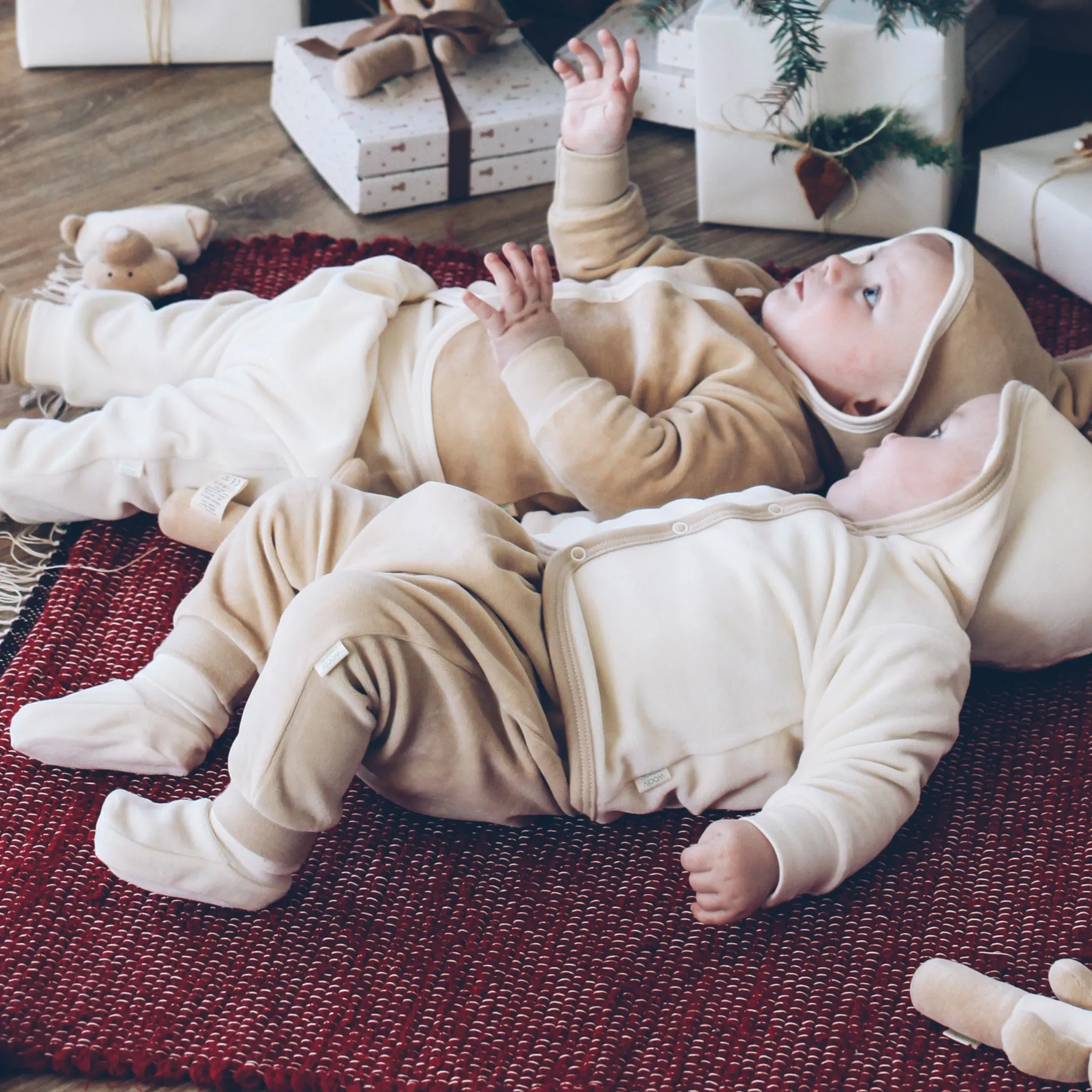 Organic velour booties ECRU