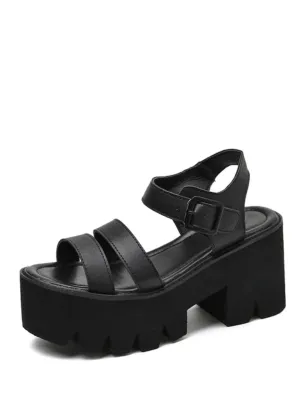 USS Shoes Silvana Women's Black Platform Sandal