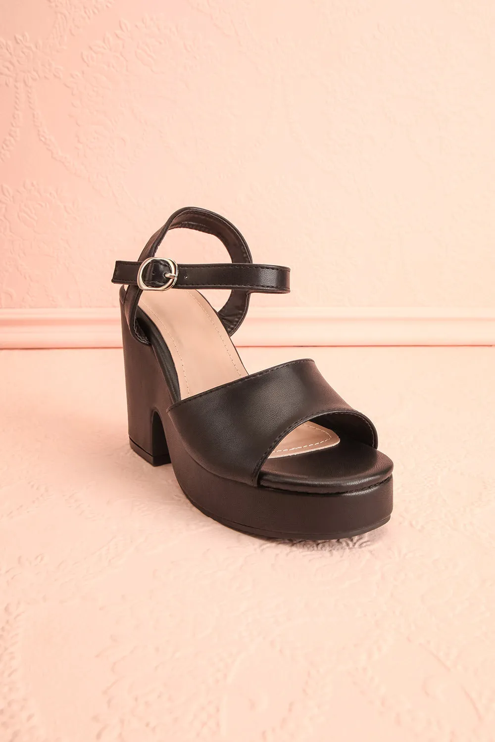 Uzurya Black | Chunky Heeled Platform Sandals