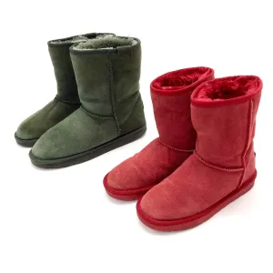 Vintage Ugg & Ugg Style Boots Mix